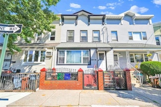 104-21 92nd Ave, Richmond Hill, NY 11418
