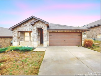 13051 Louberg Valley, San Antonio, TX 78253