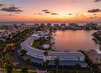 383 Harbour Dr Unit 309, Naples, FL 34103