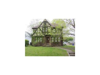 334 19th St SE, Cedar Rapids, IA 52403