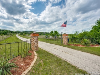 706 Paleface Ranch Rd S, Spicewood, TX 78669