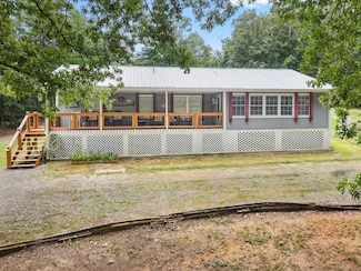 2386 Utility Rd, Rocky Face, GA 30740