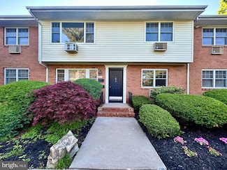 103J the Orchards, East Windsor, NJ 08520