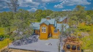 5873 Schilling Rd, Coulterville, CA 95311