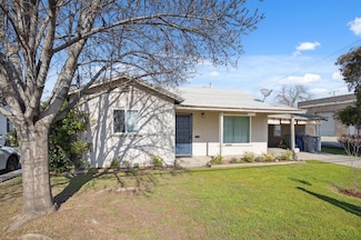117 Bullard Ave, Clovis, CA 93612