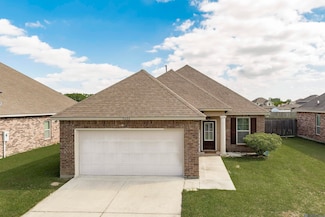 9033 Redwood Lake Blvd, Zachary, LA 70791