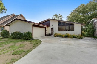 4205 Neyrey Dr, Metairie, LA 70002