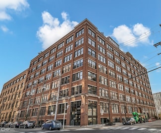 411 S Sangamon St Unit 2A, Chicago, IL 60607
