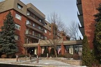 127 Acacia Cir Unit 210, Indian Head Park, IL 60525