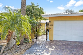1107 Pinetree Dr, Indian Harbour Beach, FL 32937