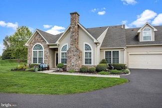 370 Shady Brook Dr Unit 172, Langhorne, PA 19047