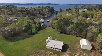 500 Clear Lake Dr, Many, LA 71449