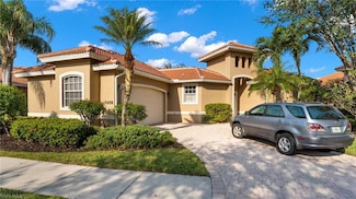 5958 Paradise Cir Unit 2-40, Naples, FL 34110