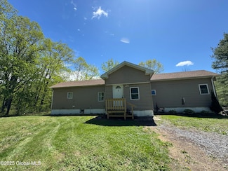 683 Birchwood Dr, Duanesburg, NY 12056