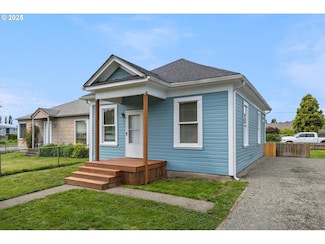 3152 Dover St, Longview, WA 98632