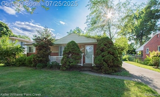 23825 Thomas St, Warren, MI 48091