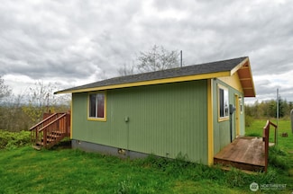 706 Jorgensen Rd, Onalaska, WA 98570