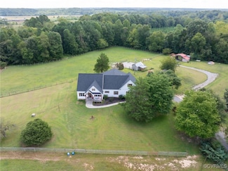 6749 Military Rd, Amelia Court House, VA 23002