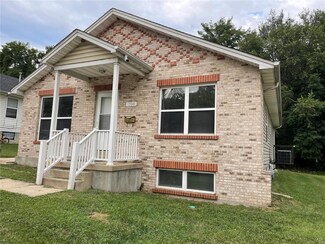 708 Silver St, Alton, IL 62002