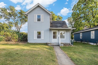 820 Brown St, Valparaiso, IN 46383