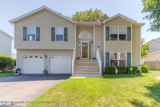 25 Jacob Dr, Howell, NJ 07731