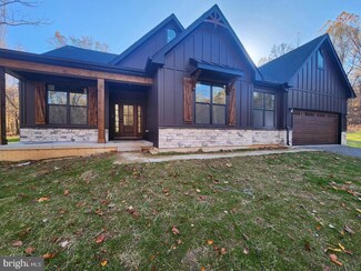 75 Grey Owl Way, Harpers Ferry, WV 25425