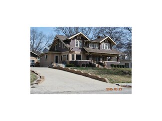 101 E 10th St, Pleasanton, KS 66075