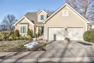 8521 Long St, Lenexa, KS 66215