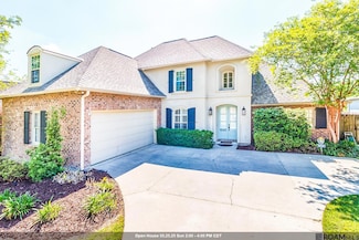 16461 Long Lake Dr, Prairieville, LA 70769