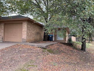 6712 Glenbrook Ln, Fort Worth, TX 76133