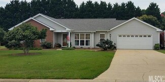 5159 Olde School Dr, Hickory, NC 28602