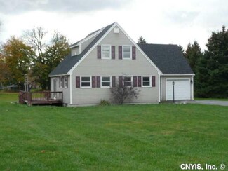 9 Arbor Dr, Adams, NY 13605