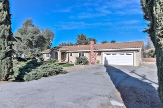 225 Highland Ave, San Martin, CA 95046