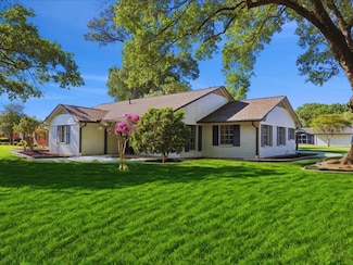 4610 Regina Ln, Beaumont, TX 77706