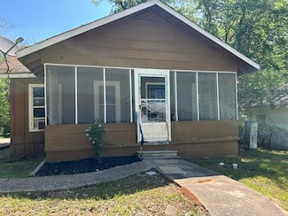 135 Howell St, Natchitoches, LA 71457