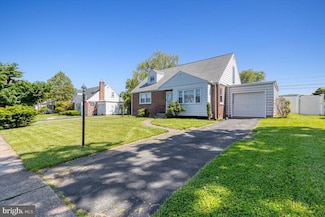 3813 Grant St, Reading, PA 19606