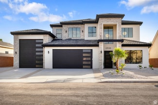 2596 Gritton St, Hurricane, UT 84737