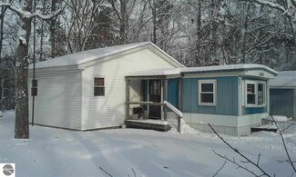 605 Bates St, Fife Lake, MI 49633