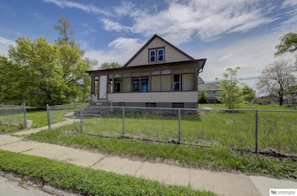 4025 Grand Ave, Omaha, NE 68111