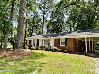 1305 Westwood Ave W, Wilson, NC 27893