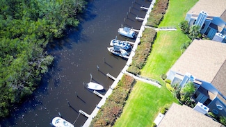 8706 54th Ave W Unit 18, Bradenton, FL 34210