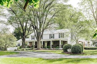 1325 & 1329 Commerce Rd, Staunton, VA 24401