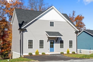 317 Ivanhoe Ave, Waynesboro, VA 22980