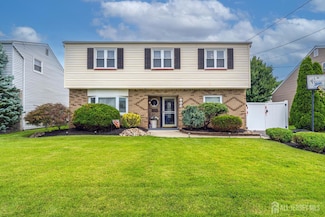 143 7th St, Port Reading, NJ 07064