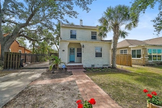 820 Groveland Ave, Venice, FL 34285