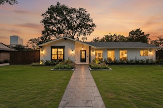 5667 Piping Rock Ln, Houston, TX 77056