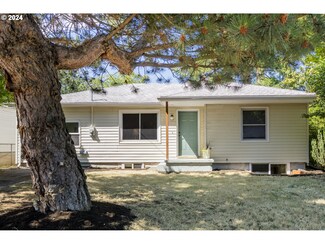 5247 SE Malden St, Portland, OR 97206