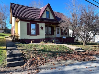 418 Dye St, Flemingsburg, KY 41041