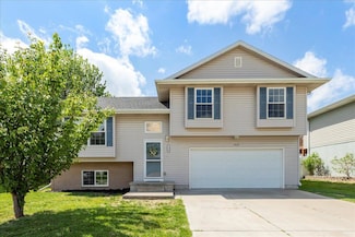 5638 Redtail Rd, Council Bluffs, IA 51501