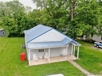 102 N Street Louis St, Iberia, MO 65486